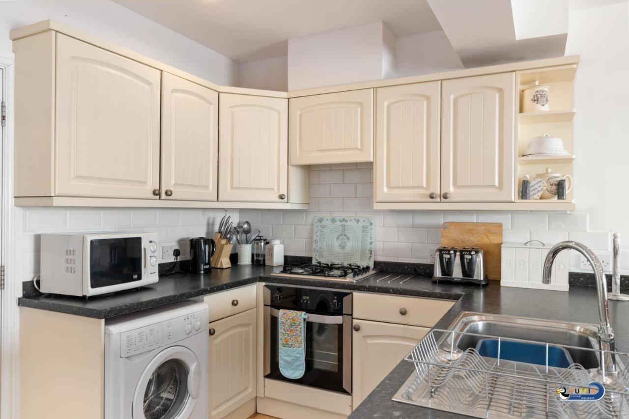Kilmore - Beach Front House, Direct Beach Access, Spectacular Sea Views Saundersfoot Bagian luar foto