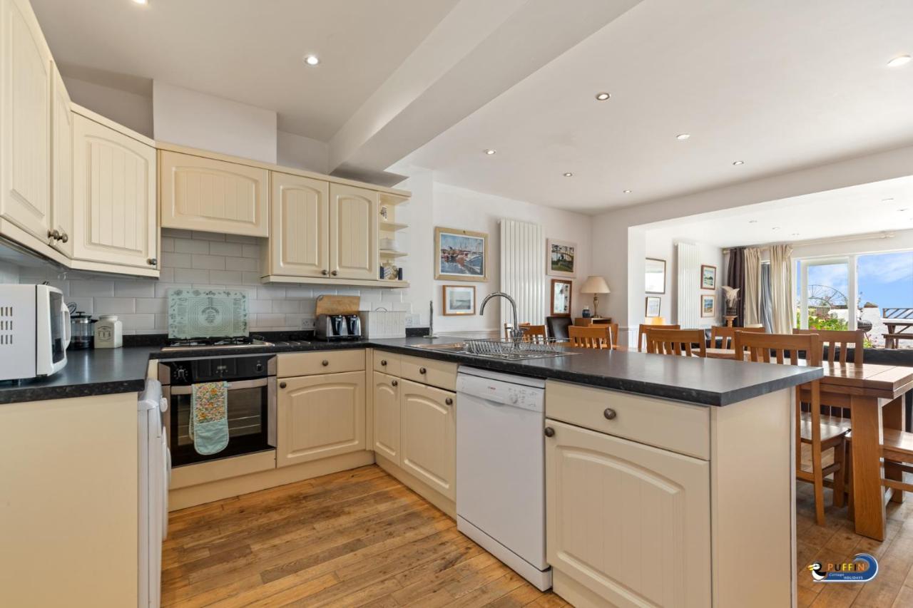 Kilmore - Beach Front House, Direct Beach Access, Spectacular Sea Views Saundersfoot Bagian luar foto